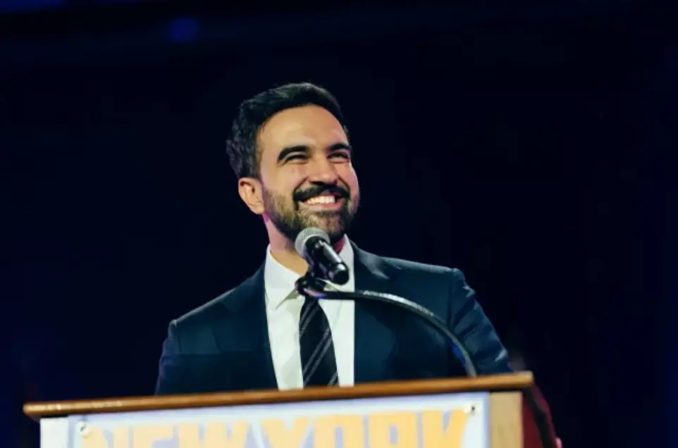 PERANG DINGIN NEW YORK! Trump Resmi Jadikan Calon Wali Kota Muslim Musuh Negara