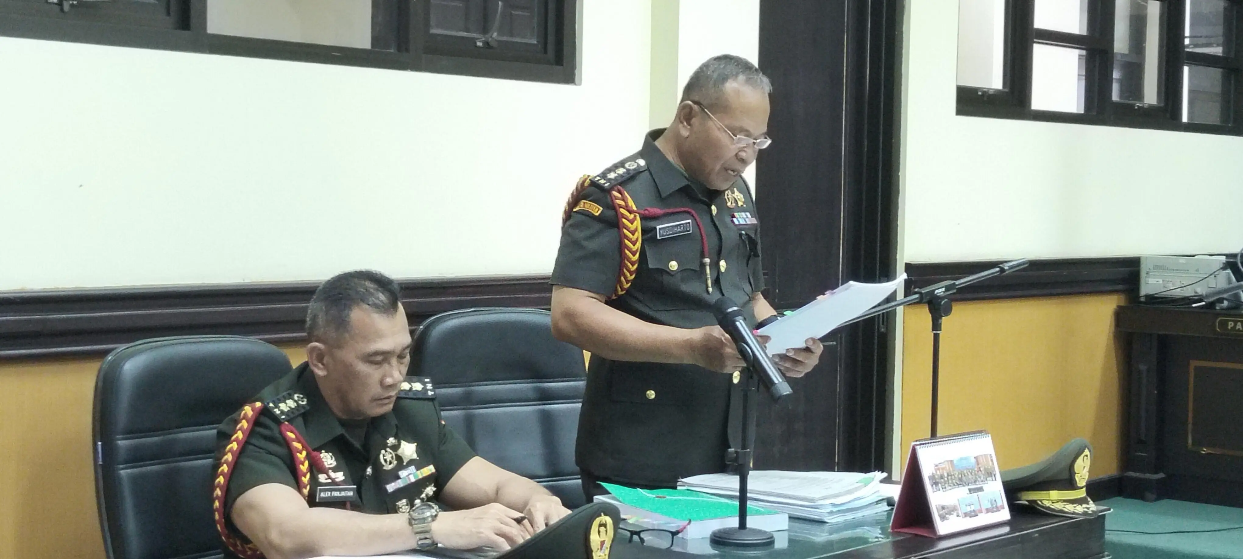 Adilkah Vonis 9 Tahun untuk Penyiksa Prada Lucky? Dakwaan Ringan Oditur Militer Picu Amarah Keluarga!