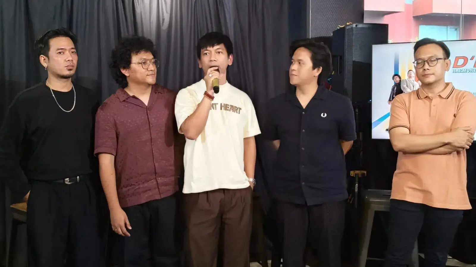 [BERITA FOTO] D'MASIV Siap Konser Harmony for Tomorrow 2026 di 4 Kota, Ada Kota Kamu?