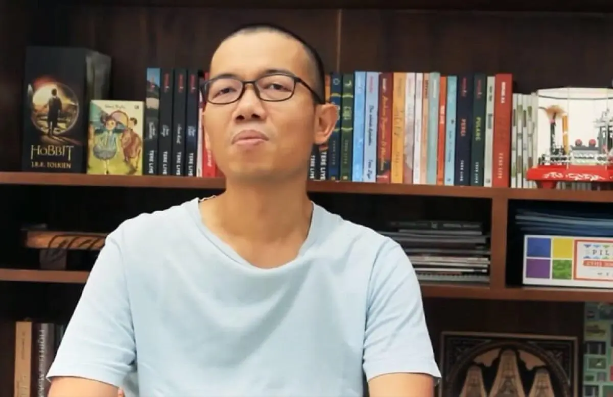 Tere Liye Sentil Kenaikan Insentif Guru Honorer di Tengah Jurang Kesejahteraan