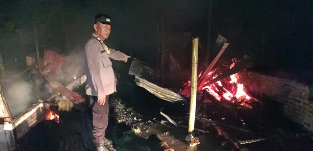 Polsek Tanah Jawa Amankan Pelaku Pembakaran Rumah dalam Hitungan Jam