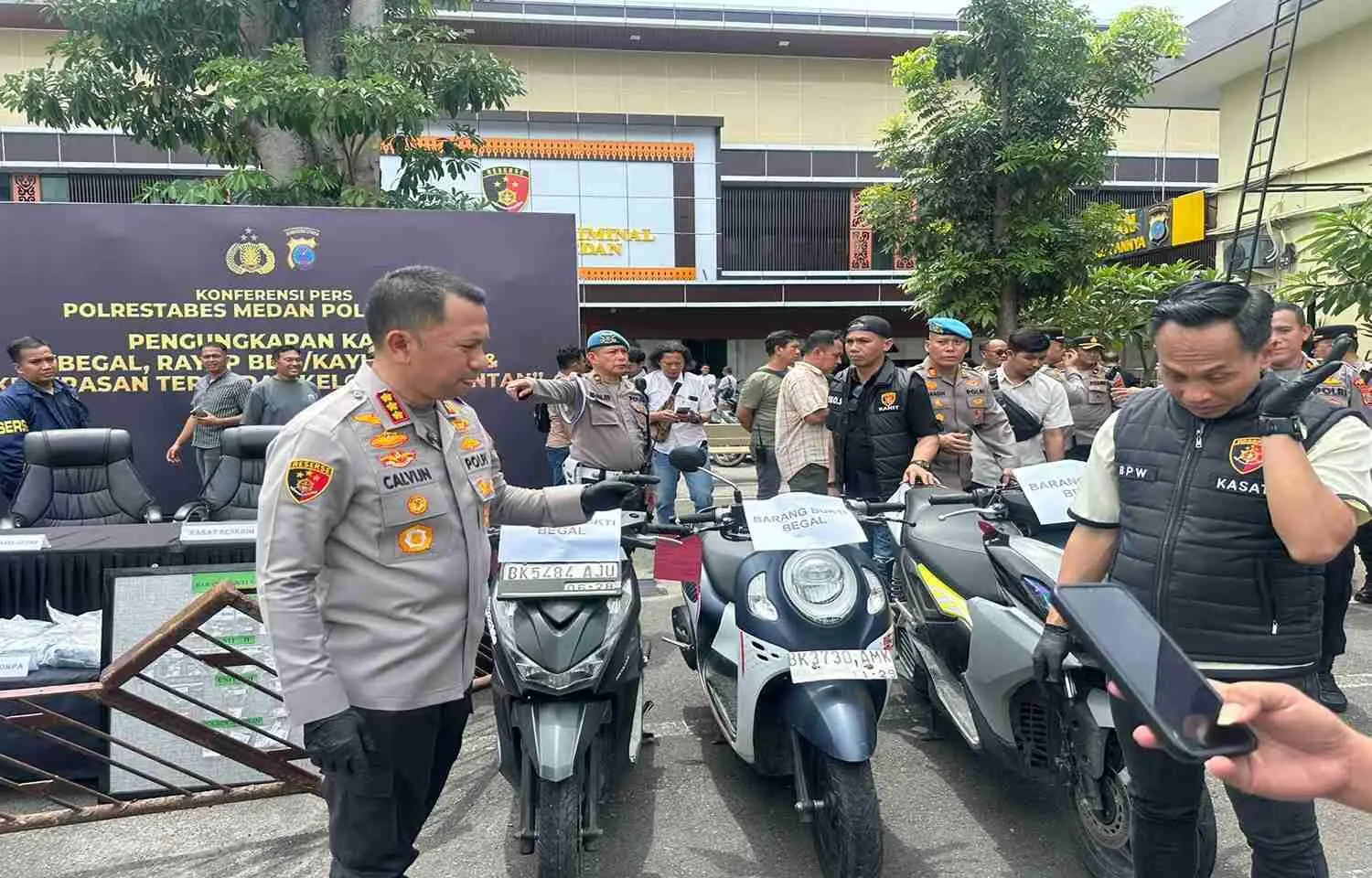 Kapolrestabes Medan Komitmen Gasak Panglong dan Gudang Botot Penadah Barang Curian