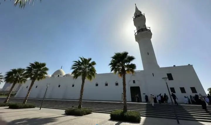 Di Balik Nama yang 'Mengerikan': Mengupas Fakta Menarik Masjid Qisas di Jeddah