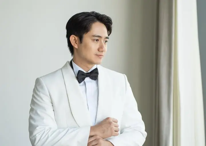 Menikah dengan Amanda Manopo, Inilah Agama Kenny Austin, Benarkah Berbeda?