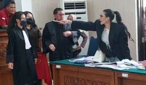 Nikita Mirzani Dituntut 11 Tahun, Sindir Jaksa: 