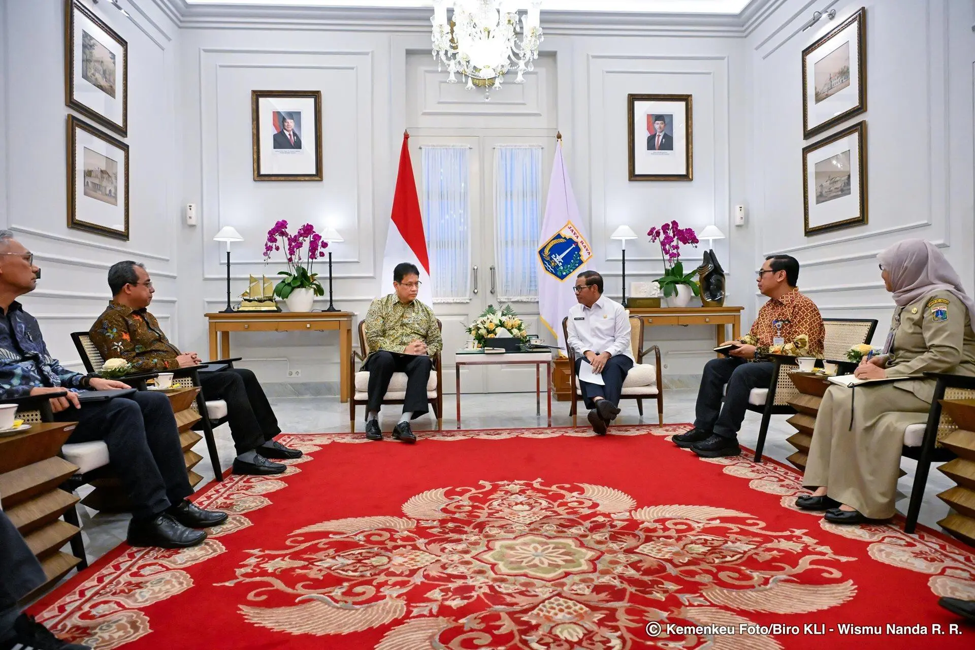 Menkeu Purbaya Setop Gaji ASN Mulai Tahun 2026! Daerah Menjerit, Gaji ASN Terancam?