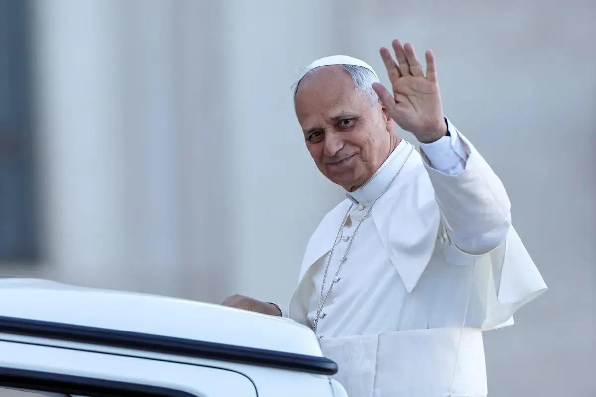 Paus Leo Kritik Pedas Warisan Trump Lewat Dokumen Perdana: Seruan Tegas Bagi Umat Dunia