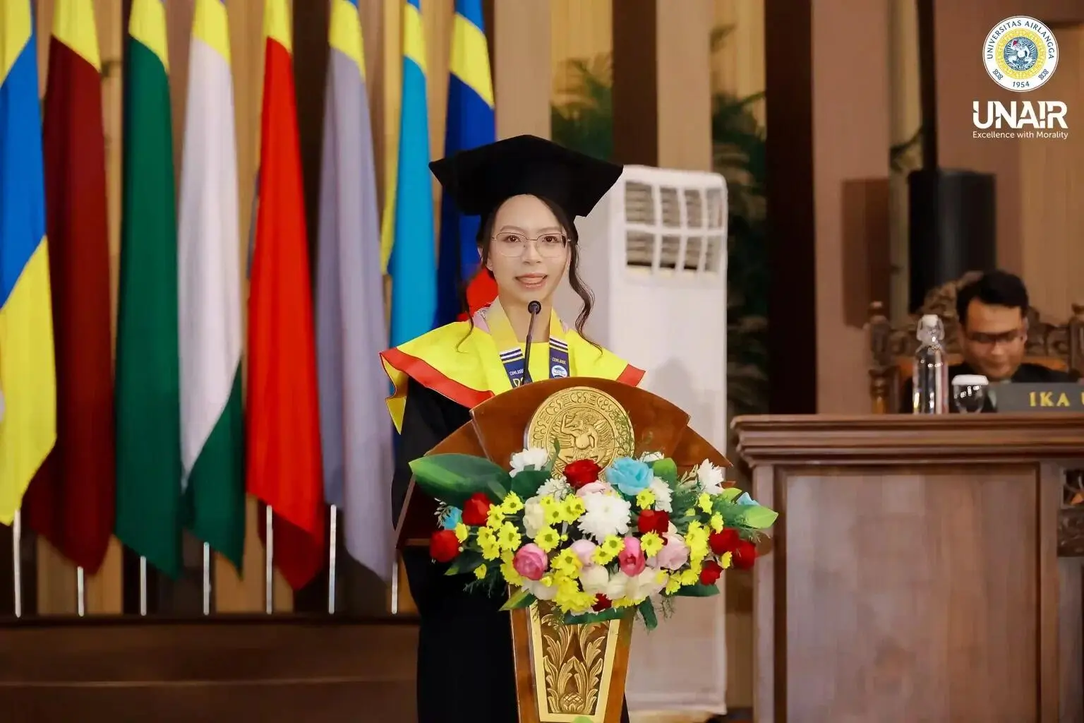 Kisah Inspiratif Alissa Angelia: Menaklukkan Dua Gelar di UNAIR dan Durham, Sayap Asa Menuju Langit Internasional