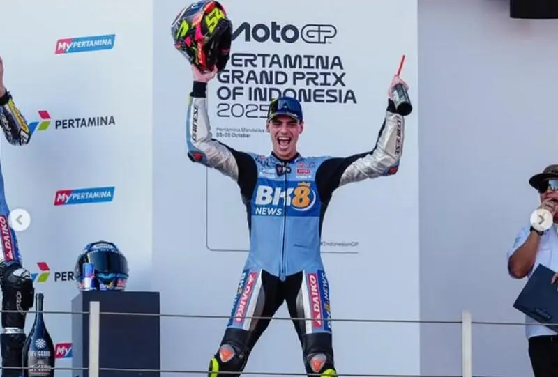 Fermin Aldeguer Juara MotoGP Indonesia di Mandalika 2025, Marc Marquez Kembali Gagal Finis