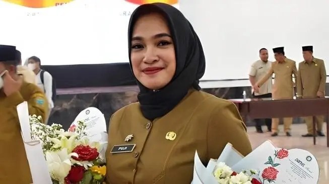 Kado Kontroversial: Pencopotan Sekretaris Dinas Koperasi Sumut dan Implikasinya