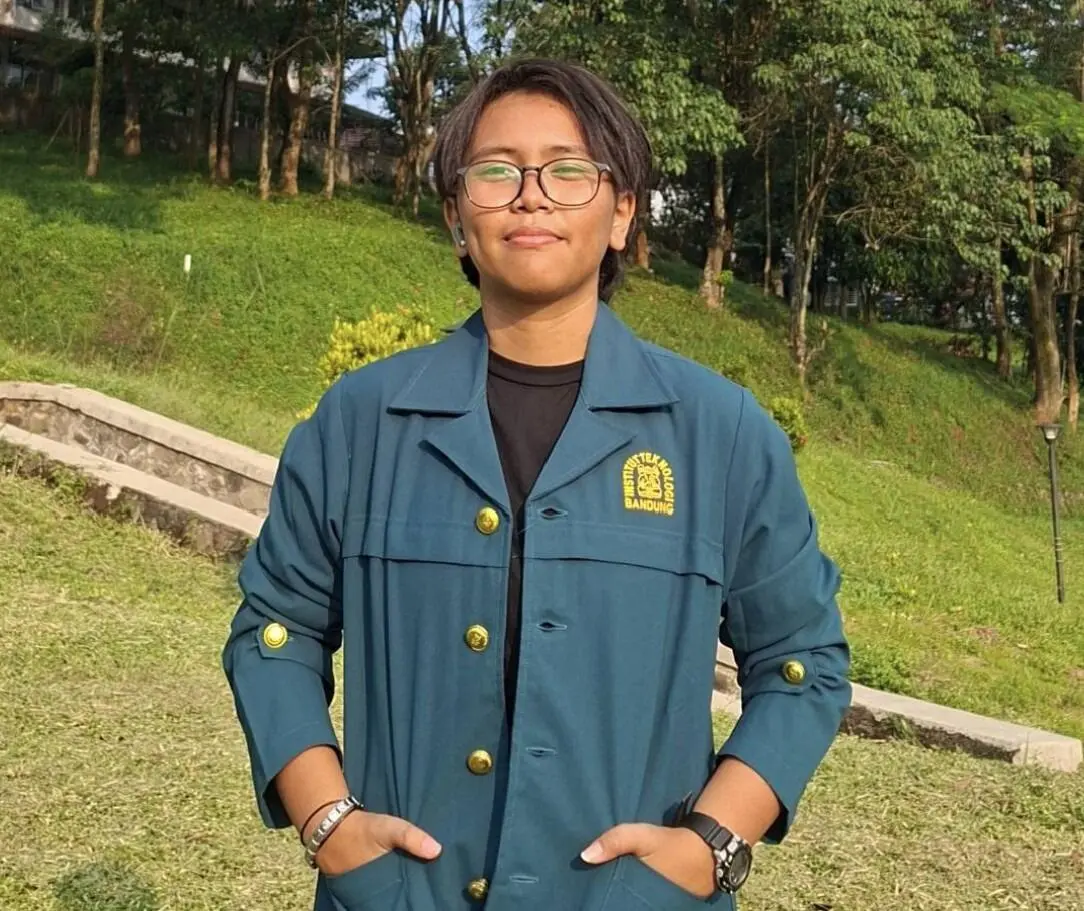 2 Mutiara dari Ujung Timur: Kisah Inspiratif Askal dan Khalisya Meretas Mimpi di Langit ITB