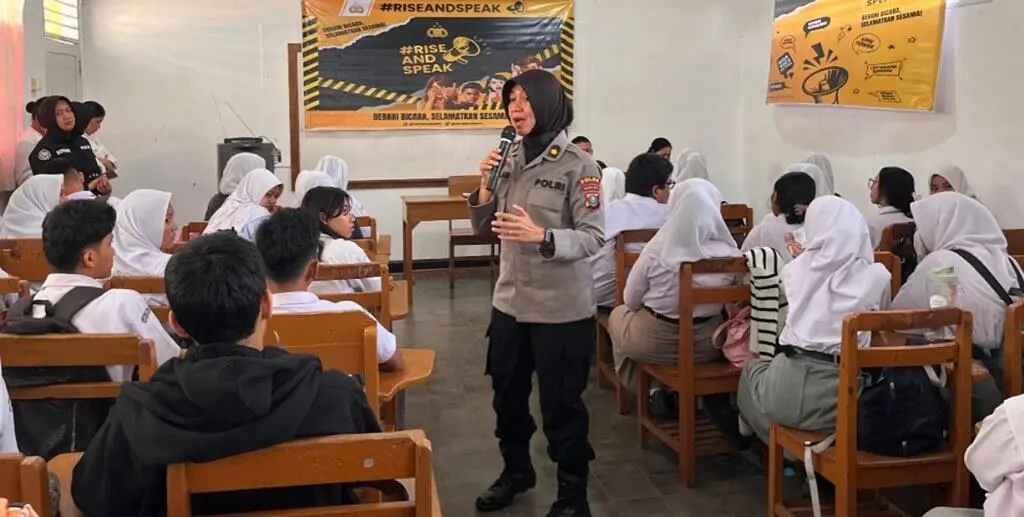 HUT Polwan ke 77, Polwan Polda Sumut Gelar Dialog 