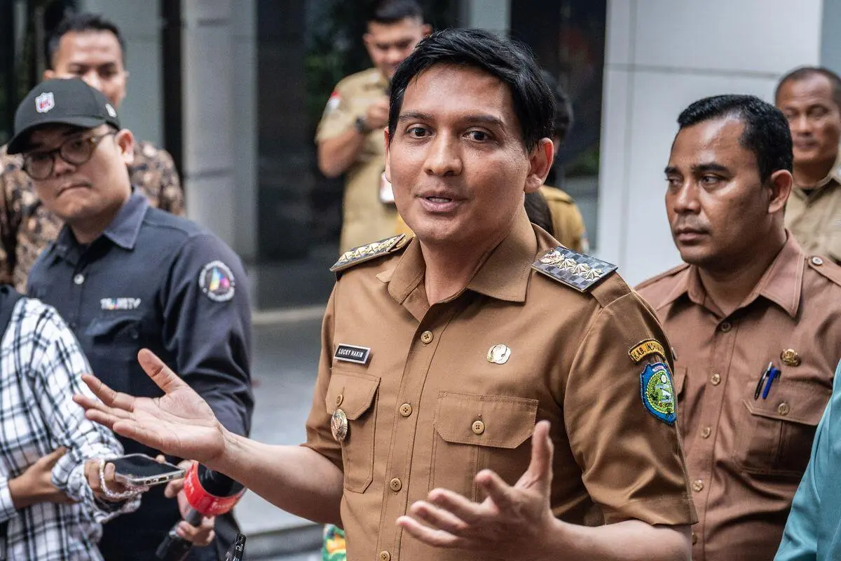 Kasus Dugaan  Korupsi Rp 16 Miliar Tunjangan Rumah DPRD Indramayu 2022, Bupati Lucky Hakim Pilih Bungkam