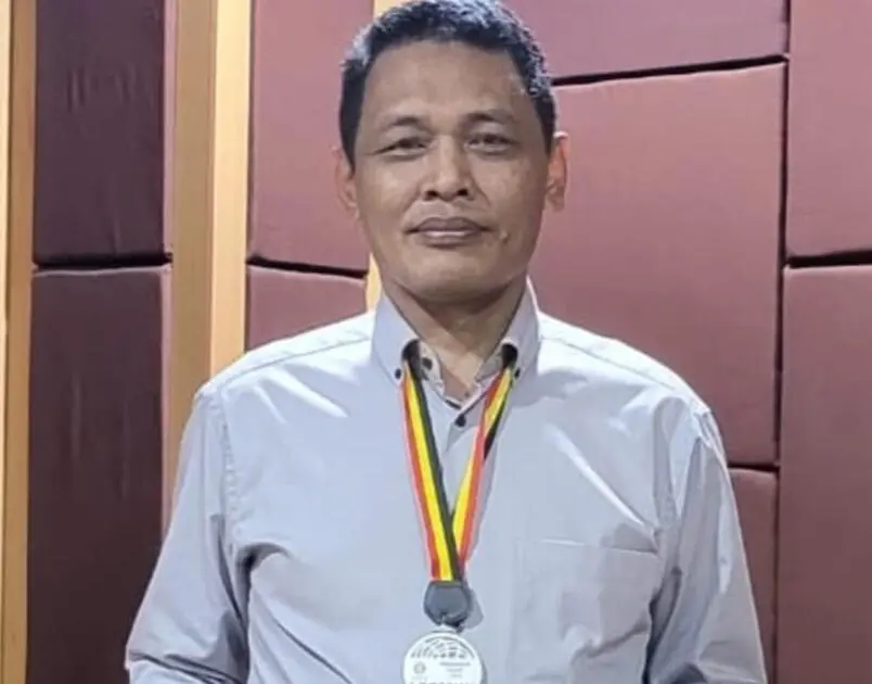 Tembus Awan Capaian: Kisah Inspiratif Muhammad Syarif, Sang Dosen Sinta Tertinggi di Unismuh