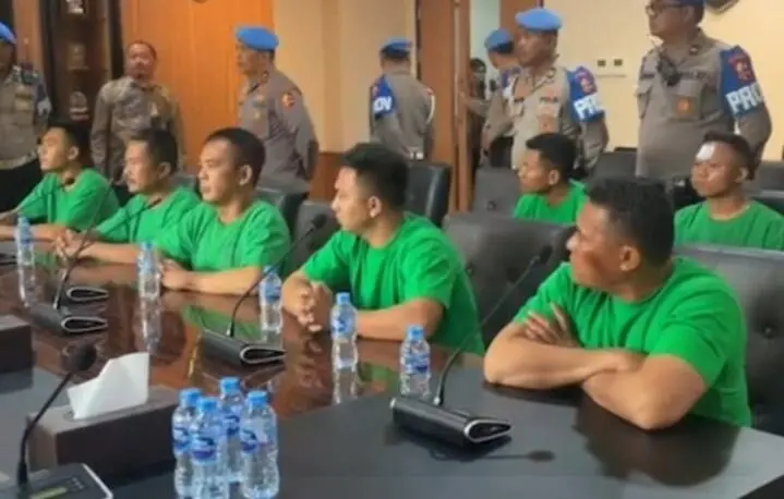 Catat! Daftar Nama dan Jabatan 7 Anggota Brimob Penabrak Ojol Affan Kurniawan: Akankah Diadili?