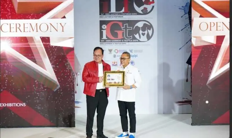 Ragam Inovasi Sektor Kulit dan Alas Kaki di Indo Leather & Footwear Expo 2025