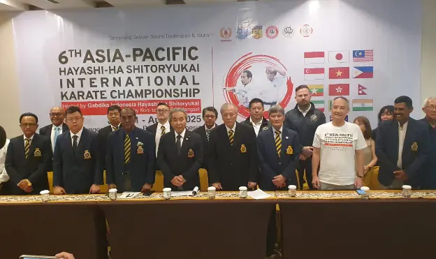 1.000 Karateka Ramaikan Kejuaraan Internasional di Teraskota BSD Tangsel