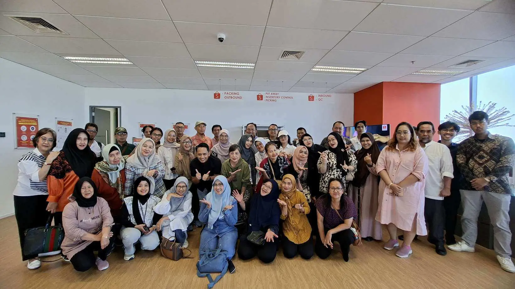 Dari Pensiunan Menjadi Pengusaha, Alumni UPNVY Korwil Jabodetabek Dapat Pelatihan Shopee