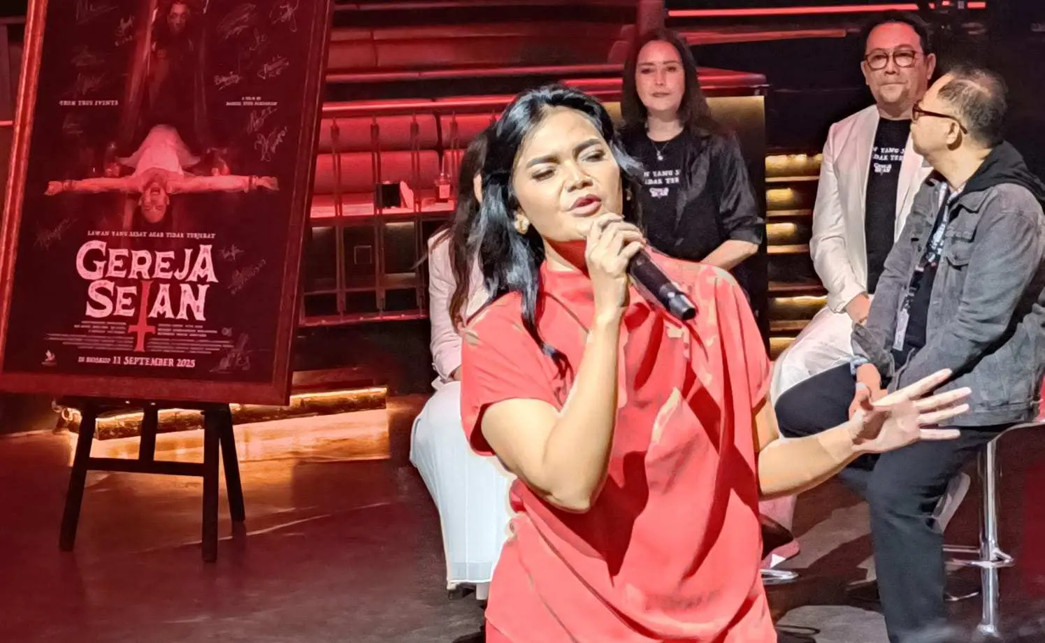 Citra Scholastika Nyaris Tolak Soundtrack 'GEREJA SETAN', Sang Mama Khawatir Sekte Sesat!