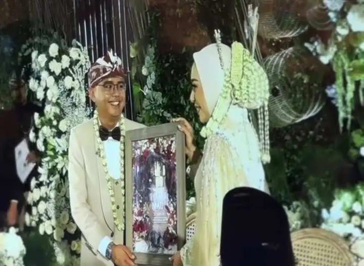 Putra Dedi Mulyadi, Maula Akbar Resmi Nikahi Putri Karlina, Bawa Mahar 99 Pohon dan 9 Benih Padi: Ini Maknanya