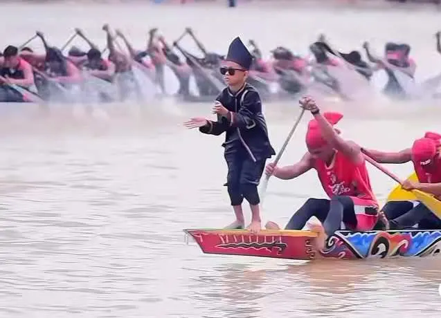 Mengulik Awal Mula Aura Farming Mendunia, Hingga Arti Dibalik Kata Viral yang Kini Digunakan Sebagai Meme Global