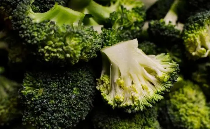 ‎5 Sayuran Tinggi Serat yang Wajib Dikonsumsi Setiap Hari  ‎