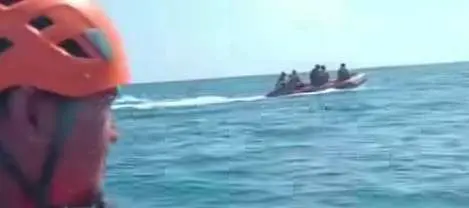 Seorang Remaja Hilang Terseret Ombak di Anyer Kabupaten Serang   ‎