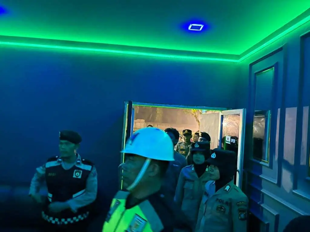 Tiga Orang Pria Terjaring Razia Gabungan Tempst Hiburan Malam, Polres Binjai 