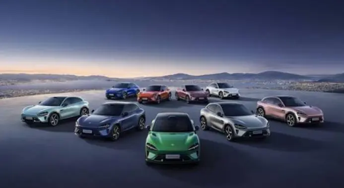 Xiaomi SU7: SUV Listrik yang Laku 300 Ribu Unit Hanya dalam 1 Jam