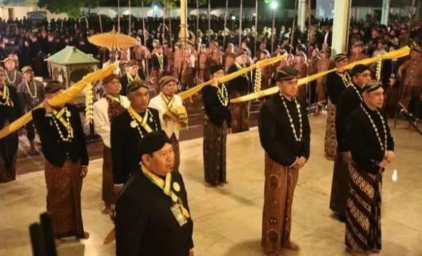 Mengapa Malam 1 Suro Selalu Dianggap Mistis? Ini Asal-usul dan Faktanya