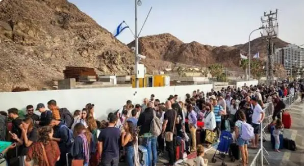 Warga Israel Kabur ke Mesir Usai Serangan Rudal Iran, Publik Murka