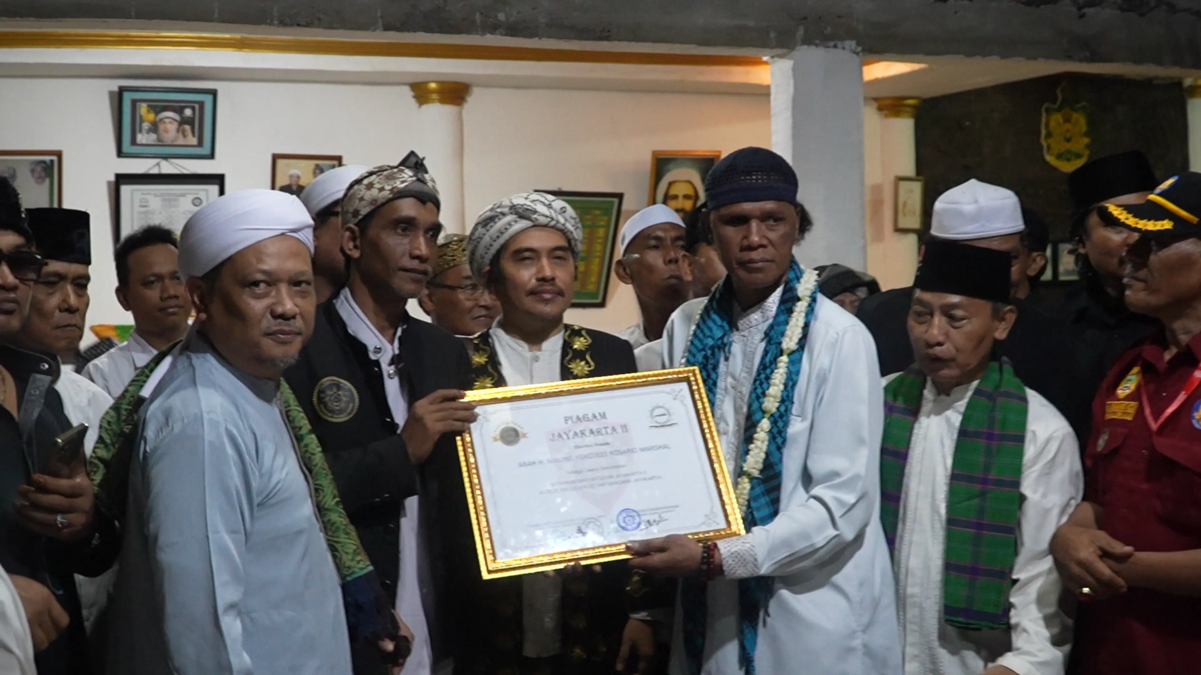 H. Hercules Resmi Sandang Gelar Abah Maung, Jadi Dewan Kehormatan Majelis Taqlim Makam Kramat Ki Gede Tubagus Angke