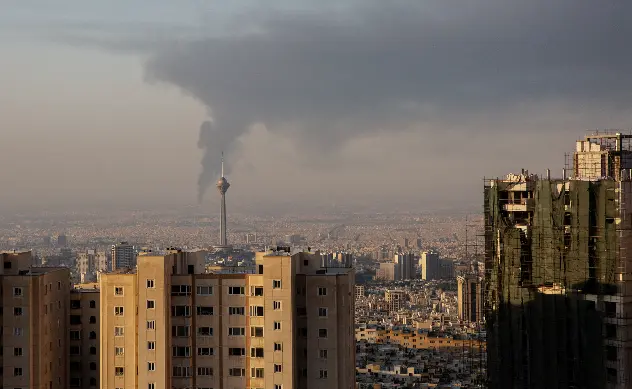 Iran Ancam Tutup Jalur Minyak Dunia, AS Desak China Ambil Peran Strategis