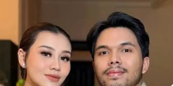 Alya Masaid Tampil Memesona Pasca Melahirkan di Pernikahan Al Ghazali