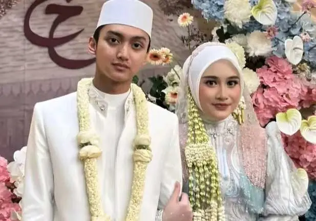 Awal Pertemuan Gus Azmi dan Khansa Mariska, Berawal dari TikTok hingga ke Pelaminan