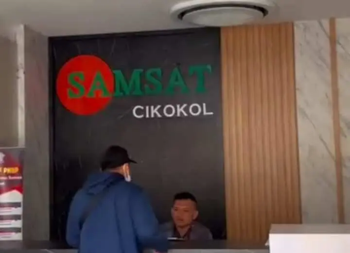 Program Pemutihan Pajak Kendaraan Dinilai Tak Sepenuhnya Gratis, Warga Keluhkan Biaya Tambahan  ‎