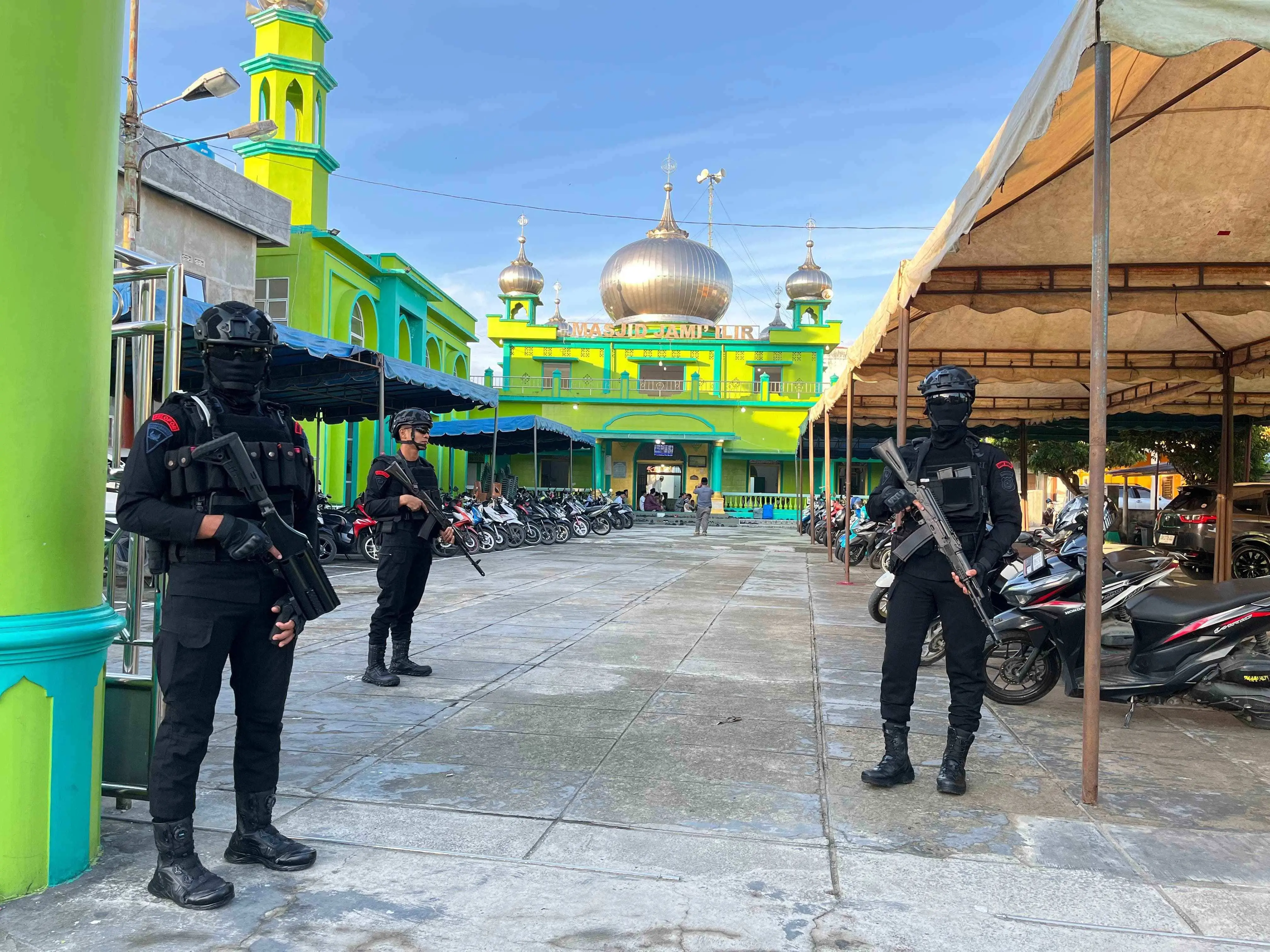 Brimob Polda Sumut Rayakan Idul Adha Bersama Masyarakat