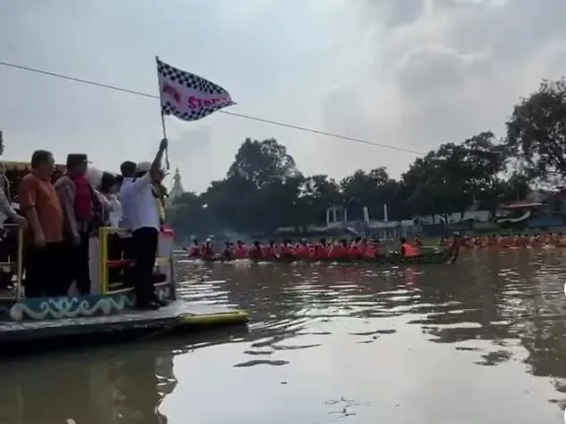 Festival Peh Cun 2025 Meriahkan Bantaran Sungai Cisadane  ‎