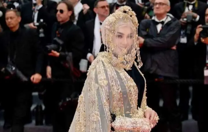 Vakum Sejak Lama, Apa Alasan Syahrini Mendadak Terima Penghargaan dari Cannes Film Festival 2025?