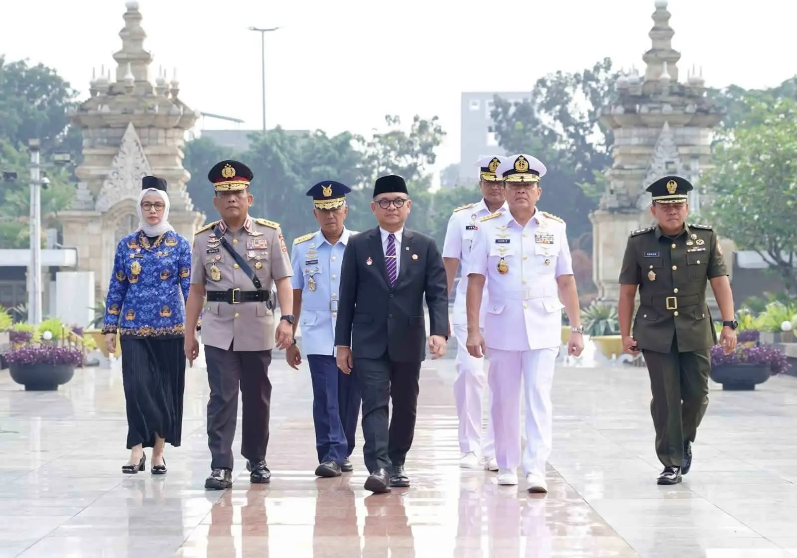 Gubernur Lemhannas RI Pimpin Ziarah ke TMP Kalibata