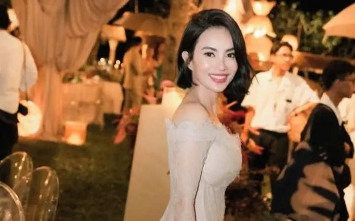 Mengenal Sosok Dearly Joshua, Wanita Cantik yang Diisukan Jadi Kekasih Baru Ari Lasso