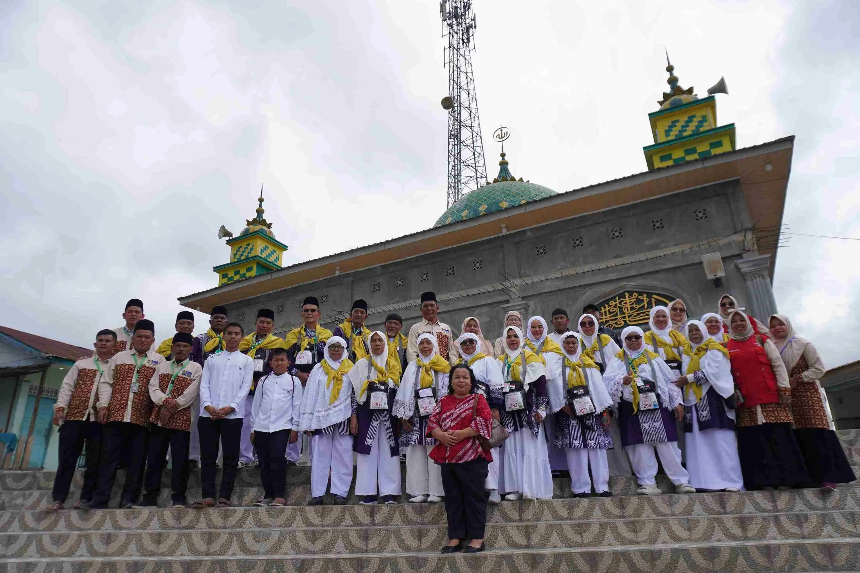 21 Jemaah Calhaj Dairi Tunaikan Ibadah Haji