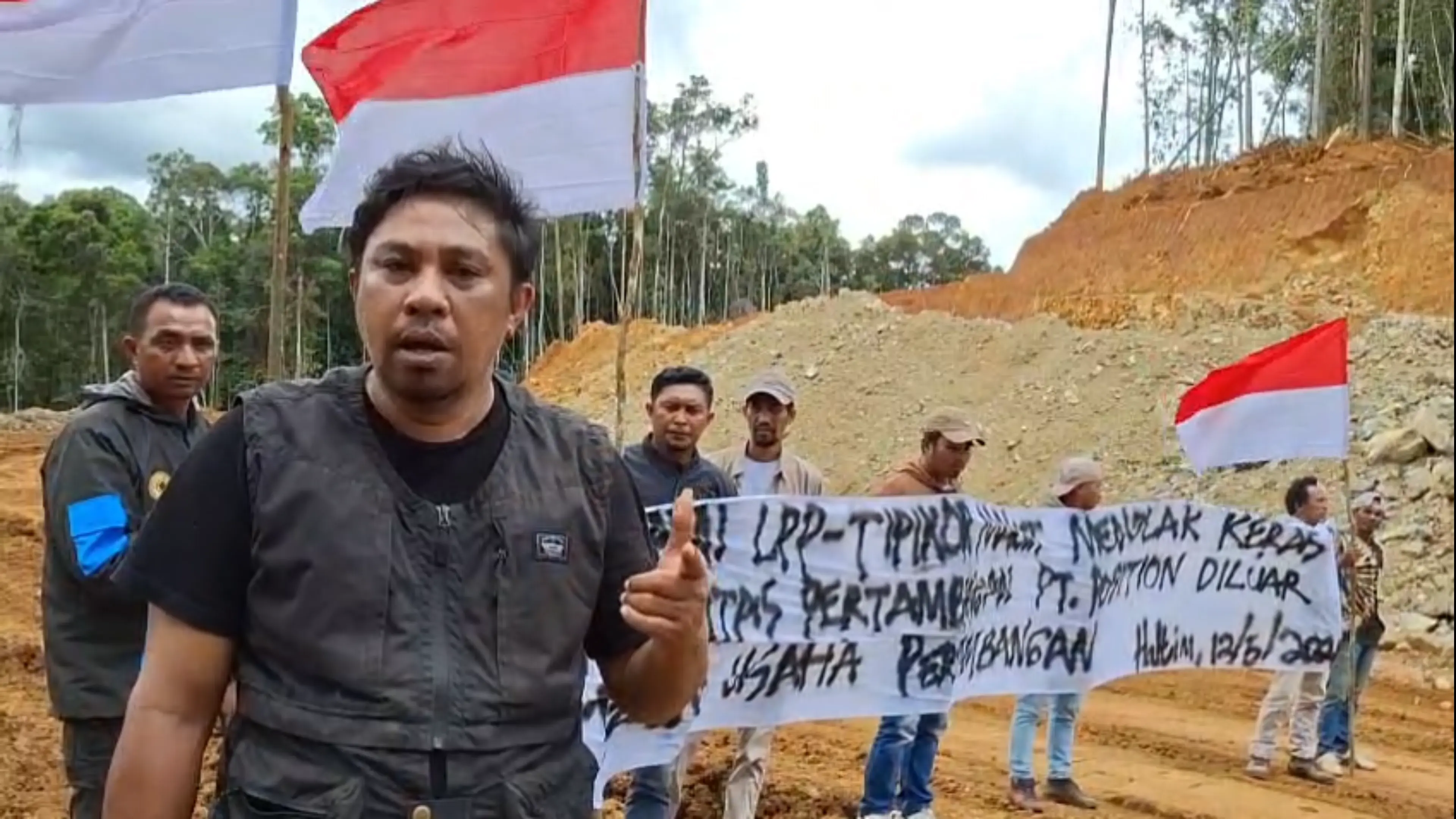 (VIDEO) LSM LPP-Tipikor Maluku Utara Sebut Ada Perusahan Tambang Lakukan Dugaan Tindak Pidana di Bidang Kehutanan