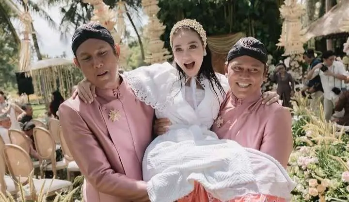 Silsilah Keluarga Luna Maya, Artis Multitalenta Berdarah Austria dan Bojonegoro