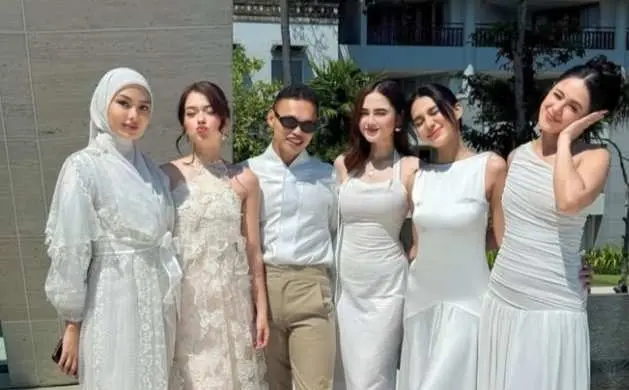 Deretan Bridesmaid Pernikahan Hafiza Devi Anjani yang Anggun dan Elegan, Siapa Saja Mereka? 