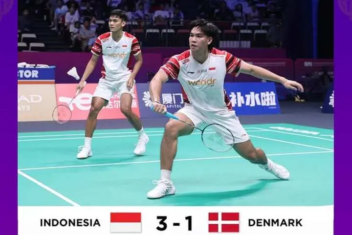Fikri-Daniel Bawa Tim Indonesia Unggul 3-1 Atas Denmark dan Kunci Juara Grup D Piala Sudirman 2025  ‎
