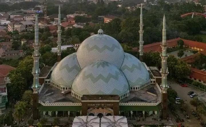 Rekomendasi Tempat Wisata Menarik di Tangerang, Dari Masjid Al-Azhom hingga Situ Gintung  ‎