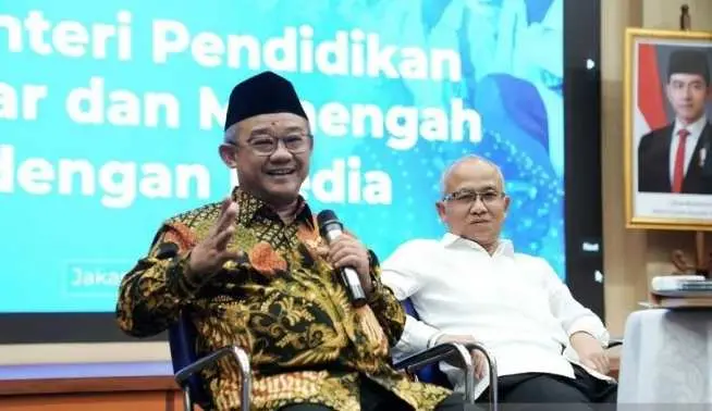 Himbauan Mendikdasmen Untuk Para Guru: Hati hati Menggunakan Media Sosial  ‎