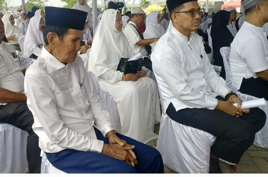 Menabung Selama 15 Tahun, Nelayan Asal Sergai Naik Haji