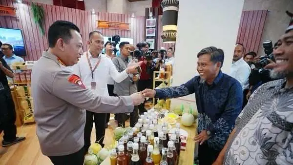 Kapolri Buka Rakernis Densus 88 Antiteror Polri 2025, Tinjau Booth Usaha Eks Napiter